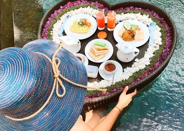 Private With Nature Atmosphere By Dino Villa Ubud