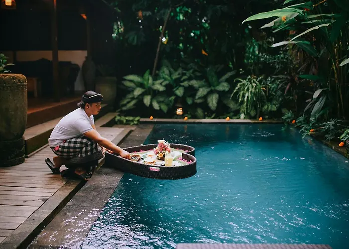 Private With Nature Atmosphere By Dino Villa